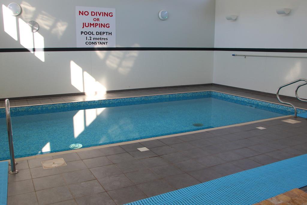 111 Headlands, Hayes Point, Sully, CF64 5QH